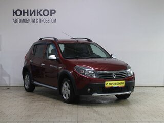 2012 Renault Sandero Stepway I, красный, 679000 рублей, вид 3