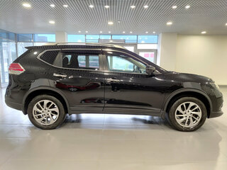 2018 Nissan X-Trail III, чёрный, 1649000 рублей, вид 4
