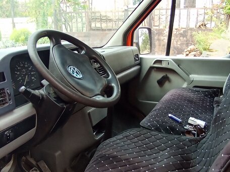 1999 Volkswagen LT, оранжевый, 820000 рублей, вид 5
