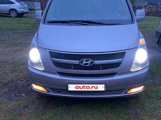 2011 Hyundai Grand Starex I, серый, 1200000 рублей, вид 3