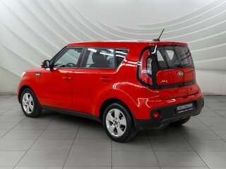 2018 Kia Soul II Рестайлинг, красный, 1498000 рублей, вид 5