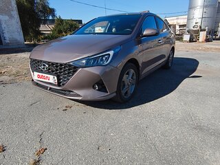 2021 Hyundai Solaris II Рестайлинг, коричневый, 1650000 рублей, вид 2