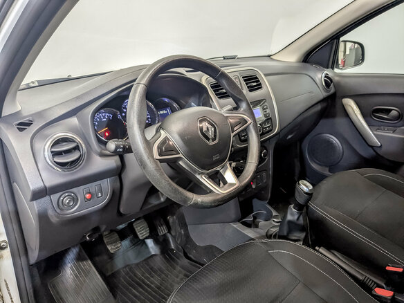 2022 Renault Logan II Рестайлинг, белый, 960000 рублей - вид 14