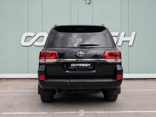 2015 Toyota Land Cruiser 200 Series Рестайлинг 2, чёрный, 4999000 рублей, вид 4