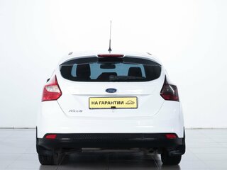 2011 Ford Focus III, белый, 639000 рублей, вид 5