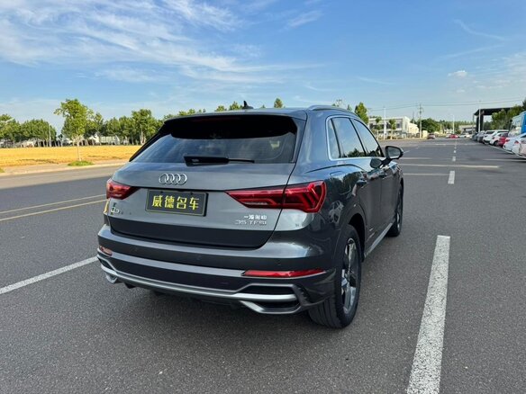 2023 Audi Q3 35 TFSI II (F3), серый, 2200000 рублей - вид 3