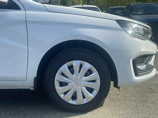 2026 Lada (ВАЗ) Vesta SW I Рестайлинг (NG), белый, 1810000 рублей, вид 3