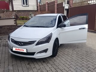 2015 Hyundai Solaris I Рестайлинг, белый, 1070000 рублей, вид 1