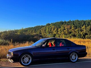 1994 BMW 5 серии 525i III (E34), фиолетовый, 610000 рублей, вид 1
