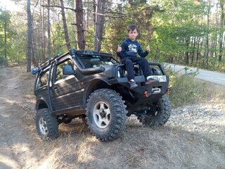 2007 Suzuki Jimny Sierra III Рестайлинг 1, чёрный, 1500000 рублей, вид 1
