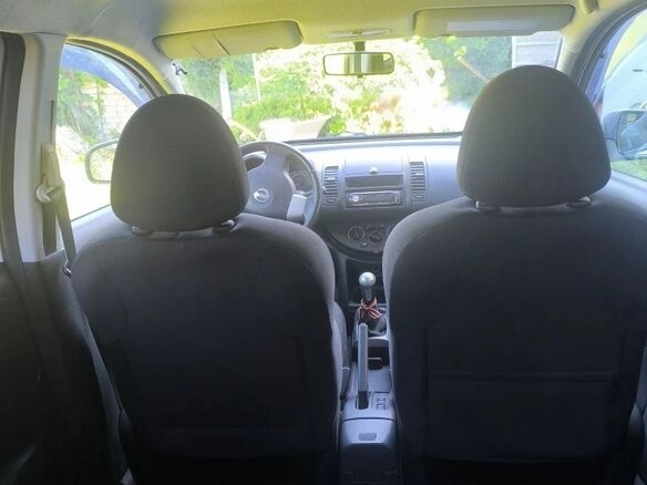 2011 Nissan Note I Рестайлинг, белый, 700000 рублей - вид 10