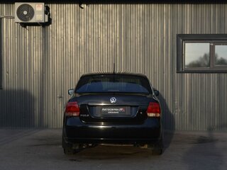 2014 Volkswagen Polo V, чёрный, 429888 рублей, вид 5