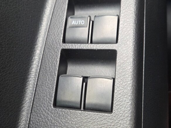 2013 Toyota Highlander II (XU40) Рестайлинг, белый, 2390000 рублей - вид 15
