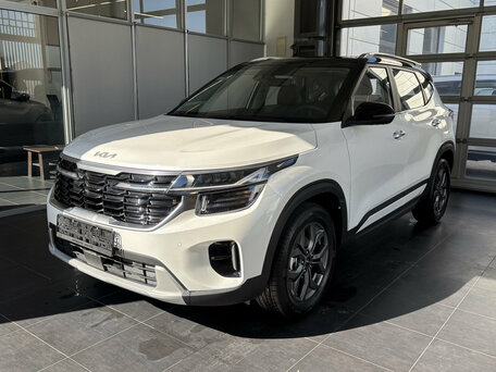 2026 Kia Seltos I Рестайлинг, белый, 2400000 рублей, вид 3