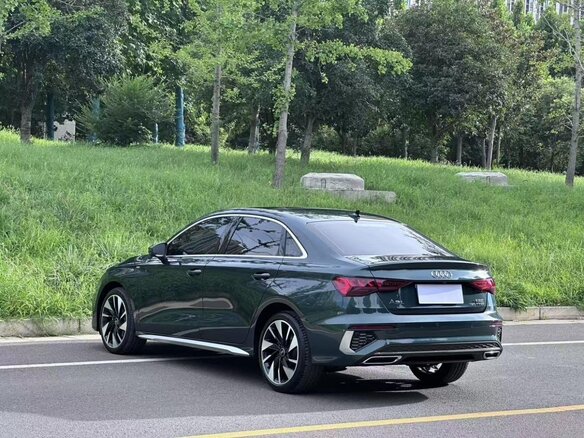 2023 Audi A3 35 TFSI IV (8Y), серый - вид 4