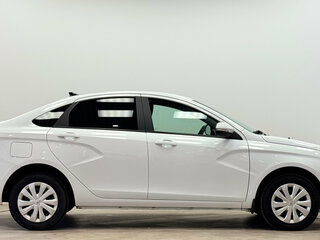 2024 Lada (ВАЗ) Vesta I Рестайлинг (NG), белый, 1325000 рублей, вид 5