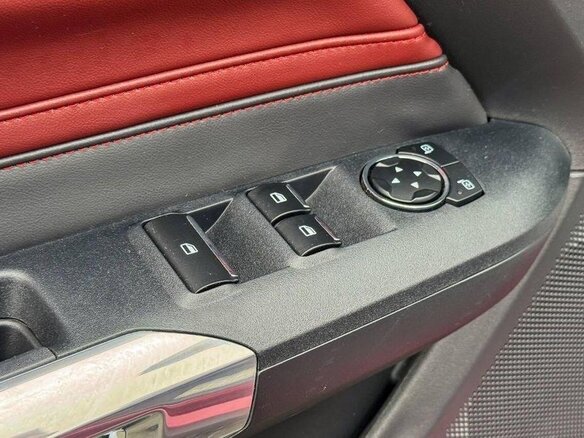 2026 Ford Mustang VII, красный - вид 30