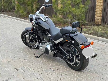 2018 Harley-Davidson Sport Glide, чёрный, 2180000 рублей, вид 3
