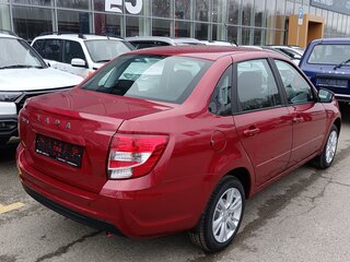 2026 Lada (ВАЗ) Granta I Рестайлинг, красный, 1114000 рублей, вид 4