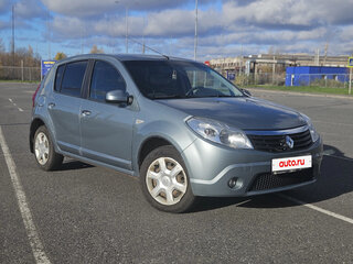 2010 Renault Sandero I, серый, 690000 рублей, вид 3