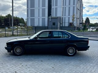 1991 BMW 5 серии 520i III (E34), чёрный, 245000 рублей, вид 4