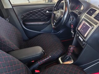 2016 Volkswagen Polo V Рестайлинг, красный, 1200000 рублей, вид 5