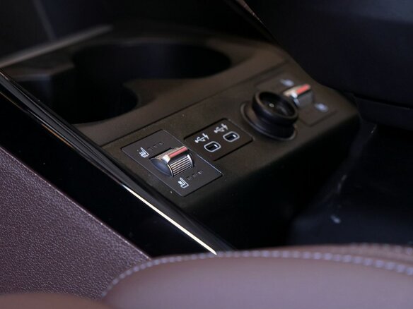 2024 BMW X2 sDrive25i II (U10), серый, 5200000 рублей - вид 14