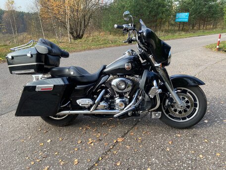 2008 Harley-Davidson Street Glide, чёрный, 680000 рублей, вид 5