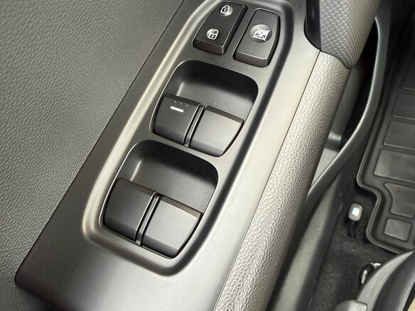 2018 Hyundai Creta I, чёрный, 1750000 рублей - вид 10