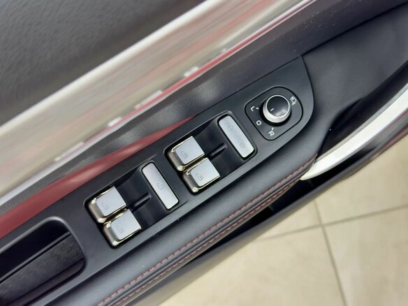 2022 Geely Coolray I, красный, 1700000 рублей - вид 32