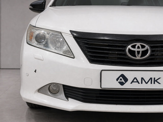 2013 Toyota Camry VII (XV50), белый, 1399000 рублей, вид 4
