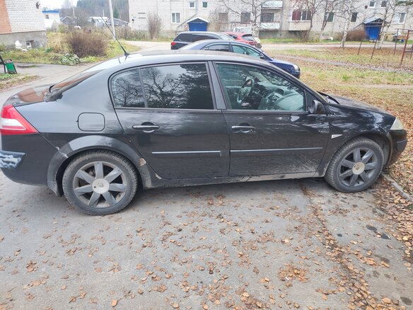 2008 Renault Megane II Рестайлинг, чёрный, 410000 рублей - вид 1