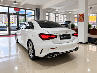 2023 Mercedes-Benz A-Класс 180 Long IV (W177) Рестайлинг, белый, 2000001 рублей, вид 4