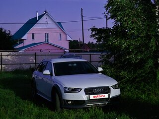 2013 Audi A4 allroad IV (B8) Рестайлинг, белый, 1570000 рублей, вид 5