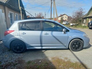 2011 Nissan Tiida I Рестайлинг, голубой, 650000 рублей, вид 4
