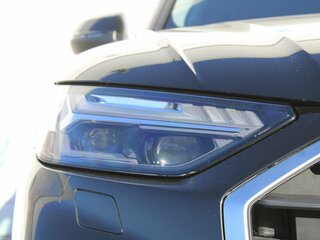 2021 Audi Q5 45 TFSI II (FY) Рестайлинг, чёрный, 4590000 рублей, вид 4