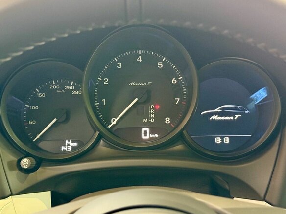 2026 Porsche Macan I Рестайлинг 2, серый, 14220000 рублей - вид 7
