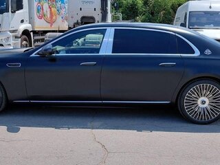 2026 Mercedes-Benz Maybach S-Класс 680 II (Z223) Рестайлинг, чёрный, 41990000 рублей, вид 3