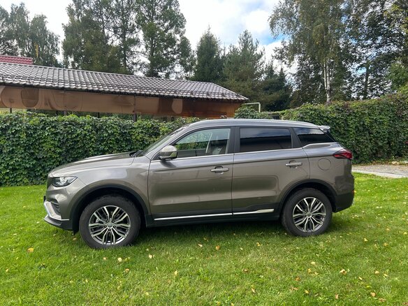 2023 Geely Atlas Pro, серый, 1770000 рублей - вид 5