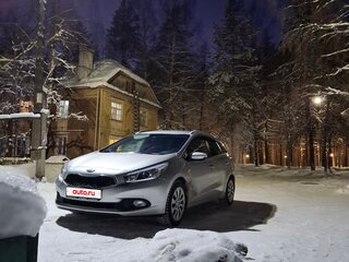 2014 Kia Ceed II, серебристый, 999999 рублей, вид 1