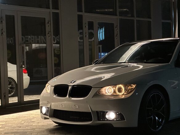2008 BMW 3 серии 325i V (E90/E91/E92/E93), белый - вид 3