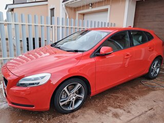 2016 Volvo V40 II, красный, 1400000 рублей, вид 3