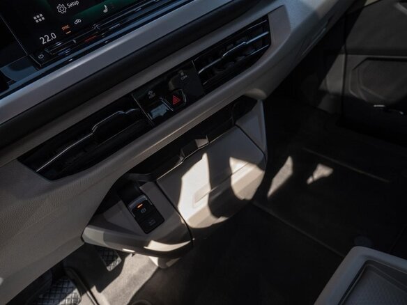 2024 Volkswagen Multivan Long T7, белый, 10390000 рублей - вид 17