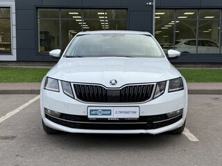 2019 Skoda Octavia III (A7) Рестайлинг, белый, 1615000 рублей, вид 2
