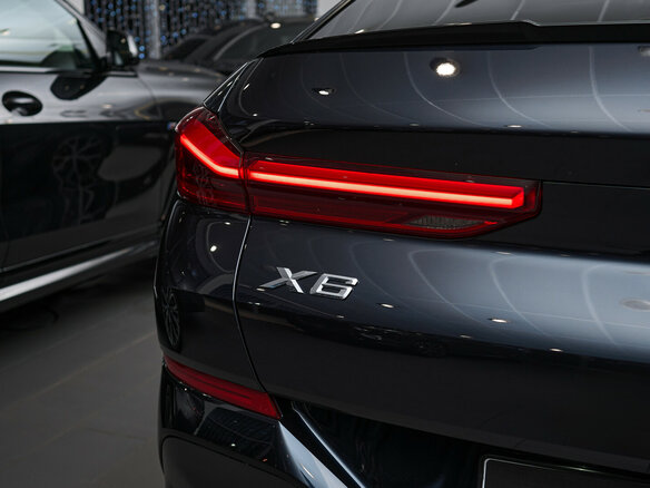 2024 BMW X6 40d III (G06) Рестайлинг, синий, 17300000 рублей - вид 26