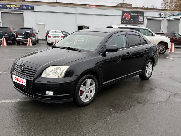 2004 Toyota Avensis II, чёрный, 530000 рублей