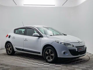 2011 Renault Megane III, белый, 487000 рублей, вид 3