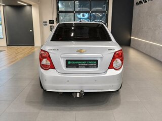 2013 Chevrolet Aveo II, серебристый, 595000 рублей, вид 5