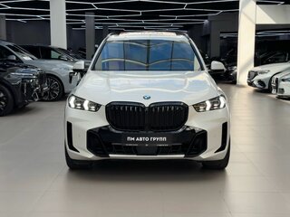 2026 BMW X5 30d IV (G05/G18) Рестайлинг, белый, 12999000 рублей, вид 3