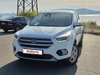 2018 Ford Kuga II Рестайлинг, белый, 1720000 рублей, вид 3